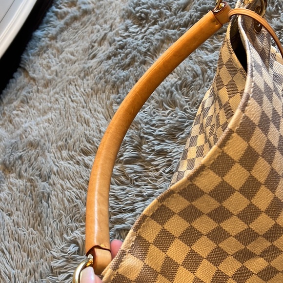 Louis Vuitton Artsy Damier *AUTHENTIC* - Picture 6 of 16